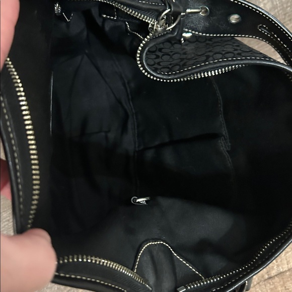Coach Signature C Vintage Black Hobo Bag - Picture 6 of 12